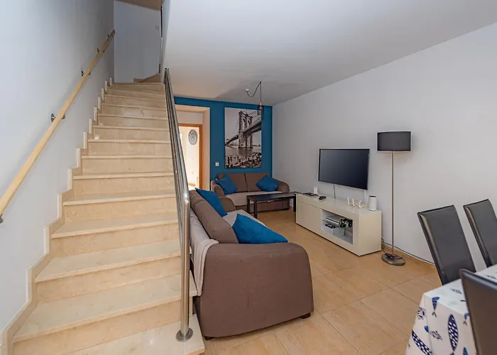 Casa Malola - Stunning 3 Bedroom House Near The Fuerteventura Sea *