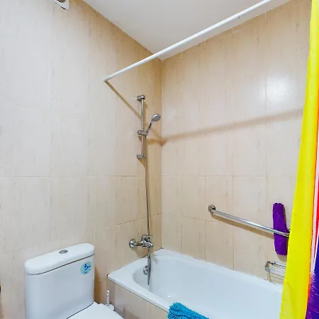 Modern 3 Bedroom House With Large Pool And Fast Internet, 100ft From The Sea - Sleeps 6 * Caleta de Fuste