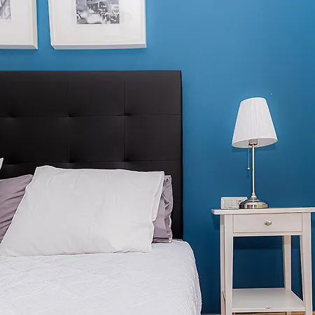 Modern 3 Bedroom House With Large Pool And Fast Internet, 100ft From The Sea - Sleeps 6 カレタ・デ・フステ